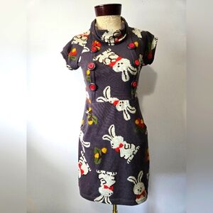 TROP BELLE POR TOI Grey Rabbit Dress With Roll Collar And Buttons. Size Small